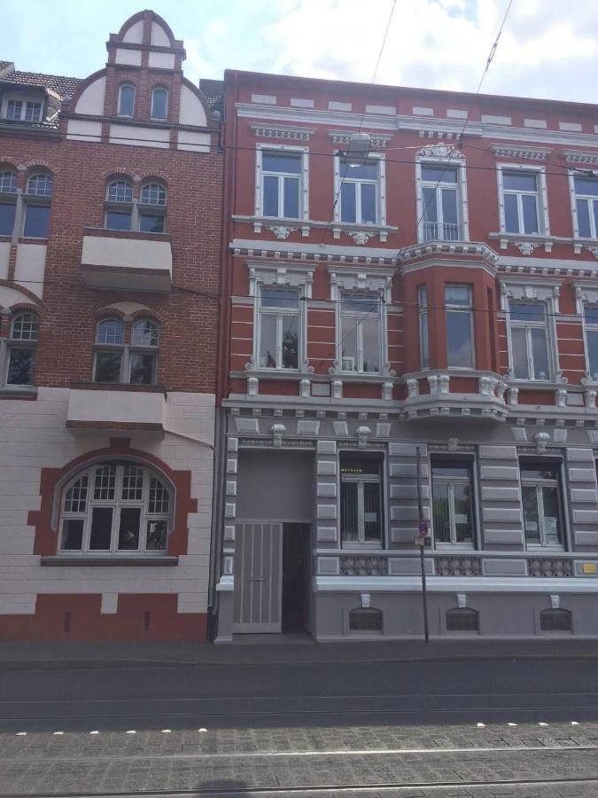 Ruhiges Office-apartment Mit Kueche - Beuys Apartment Krefeld