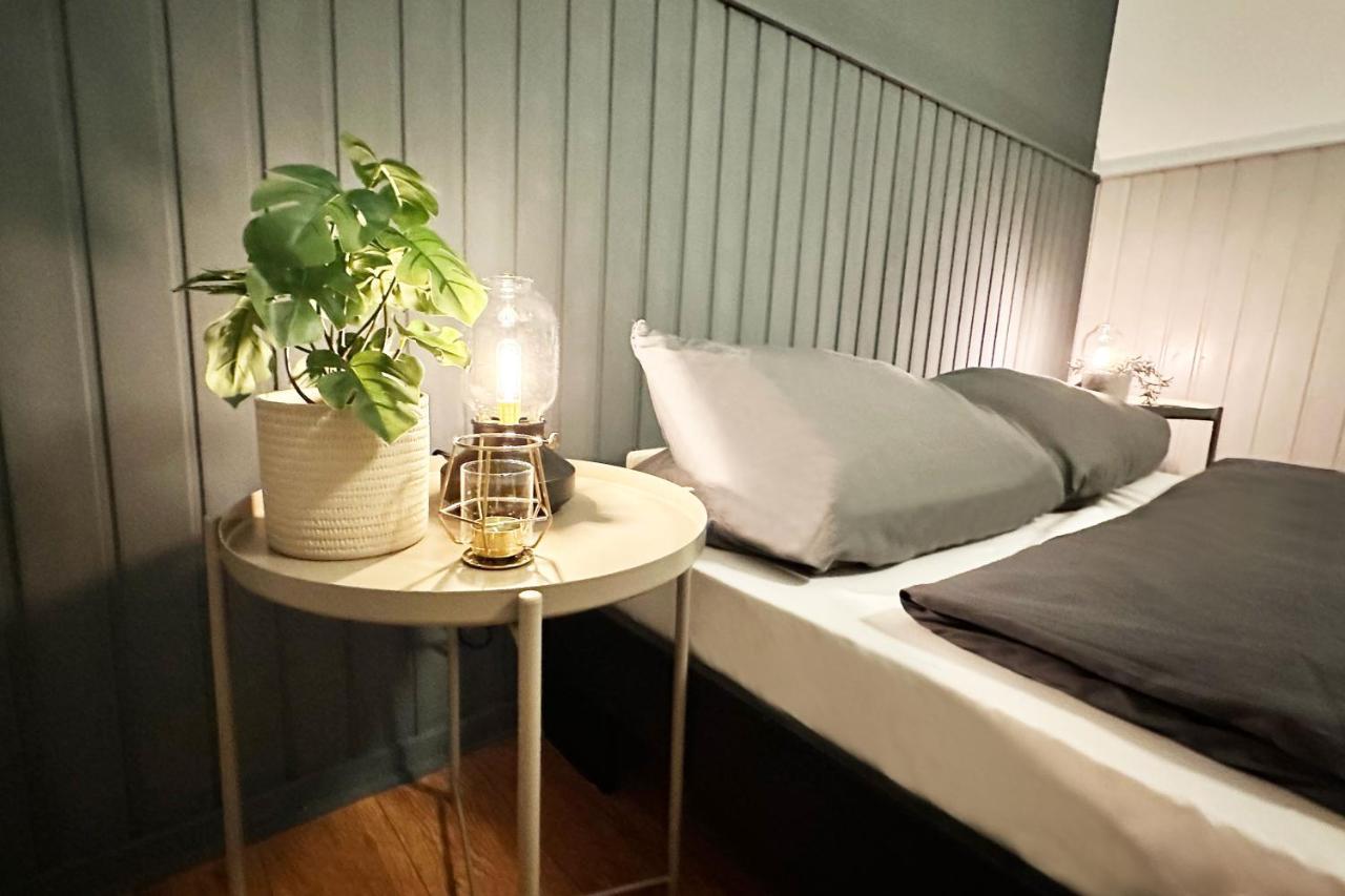 Ruhiges Office-apartment Mit Kueche - Beuys Krefeld